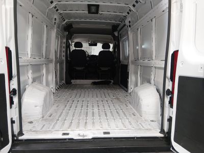 2025 Ram ProMaster Cargo Van - Photo 11