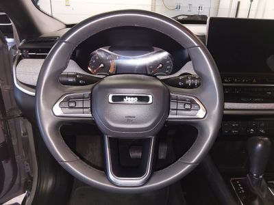 2024 Jeep Compass - Photo 12
