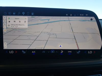 2025 Chevrolet Traverse - Photo 17
