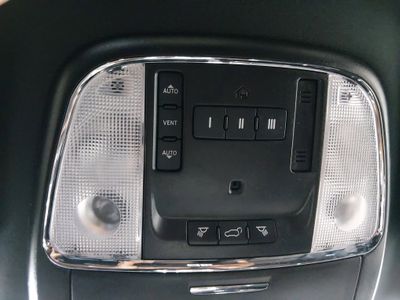 2021 Jeep Grand Cherokee - Photo 20