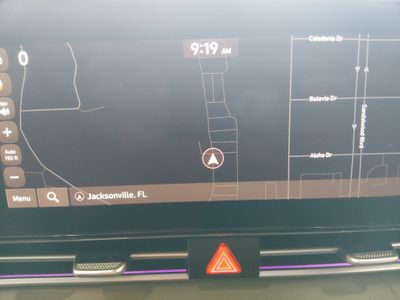 2024 Hyundai Elantra - Photo 18