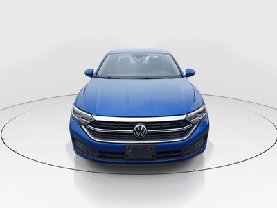 2024 Volkswagen Jetta - Photo 2