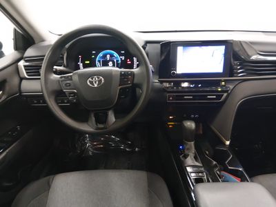 2025 Toyota Camry — photo 12 view