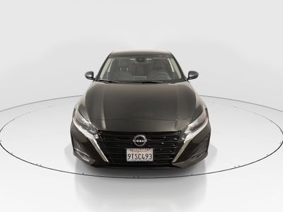 2025 Nissan Altima - Photo 2