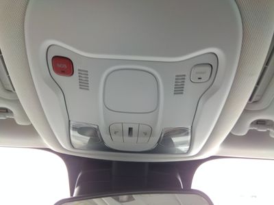 2023 Jeep Renegade - Photo 25