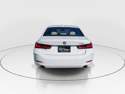 2025 BMW 3 Series - Photo 6
