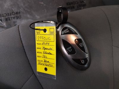 2024 Hyundai Elantra - Photo 15