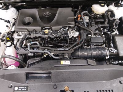 2025 Toyota Camry — photo 9 view