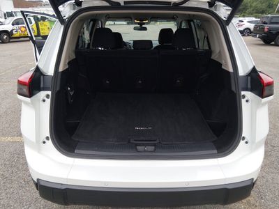 2024 Nissan Rogue - Photo 11