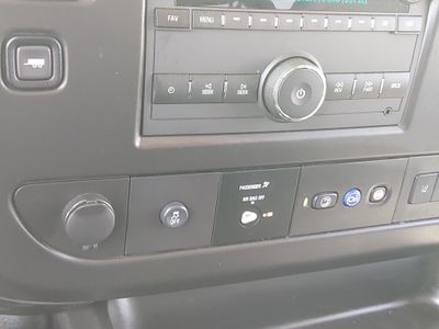 2023 Chevrolet Express Passenger - Photo 19