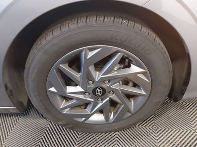 2024 Hyundai Elantra - Photo 10