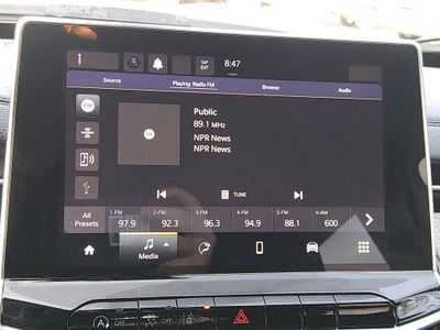 2024 Jeep Compass - Photo 17