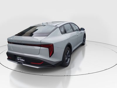 2025 Kia K4 - Photo 7