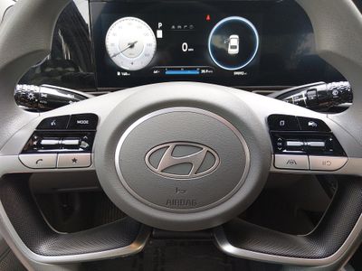 2024 Hyundai Elantra - Photo 12