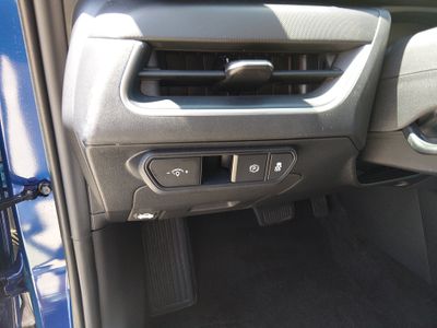 2025 Kia K4 — photo 13 view