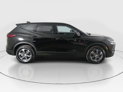 2025 Chevrolet Blazer - Photo 8