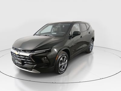 2025 Chevrolet Blazer - Photo 3