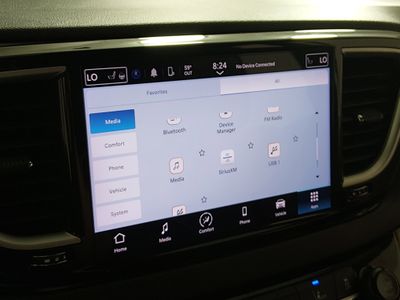 2022 Chrysler Pacifica - Photo 19