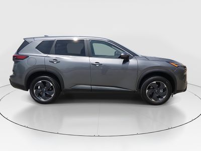 2024 Nissan Rogue - Photo 8