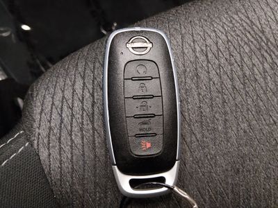 2025 Nissan Rogue - Photo 15