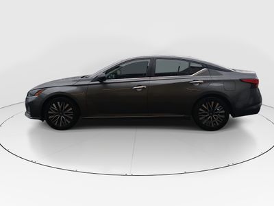 2025 Nissan Altima - Photo 4