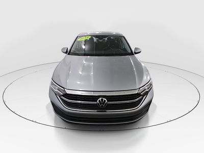 2024 Volkswagen Jetta - Photo 2