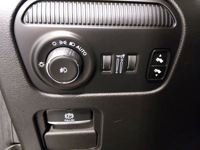 2024 Jeep Wagoneer - Photo 13