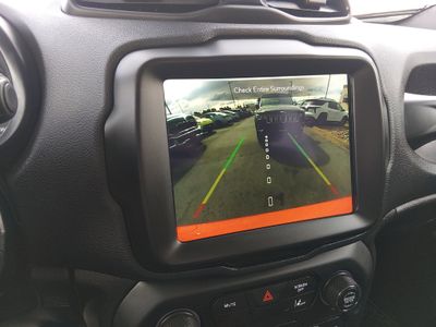 2023 Jeep Renegade - Photo 17