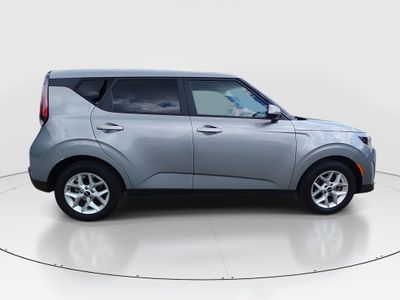 2024 Kia Soul - Photo 8