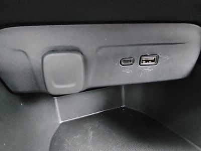 2025 Chevrolet Trax - Photo 17