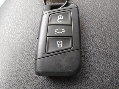 2024 Volkswagen Taos - Photo 15
