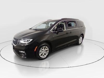 2022 Chrysler Pacifica - Photo 3