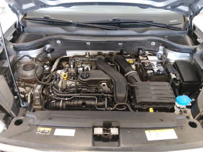 2024 Volkswagen Taos - Photo 9