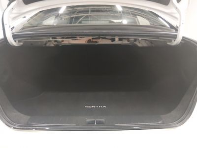 2024 Nissan Sentra - Photo 11
