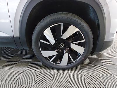 2025 Volkswagen Atlas Cross Sport - Photo 10