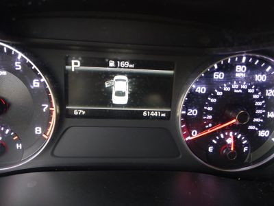 2023 Kia Forte - Photo 14