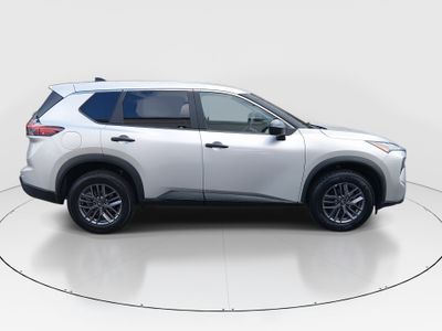 2024 Nissan Rogue - Photo 8
