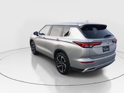 2024 Mitsubishi Outlander - Photo 5