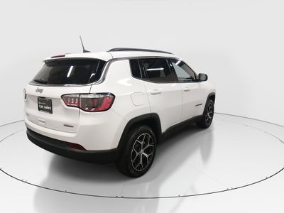 2024 Jeep Compass - Photo 7