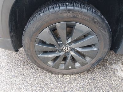 2024 Volkswagen Taos - Photo 10