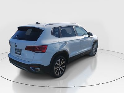 2024 Volkswagen Taos - Photo 7