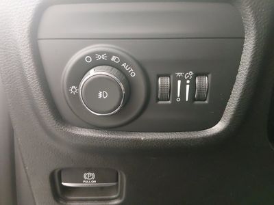 2023 Jeep Grand Cherokee - Photo 13