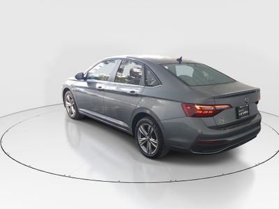 2024 Volkswagen Jetta - Photo 5