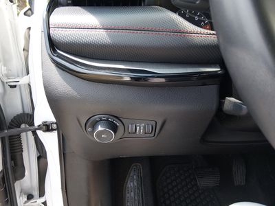 2023 Jeep Compass - Photo 13