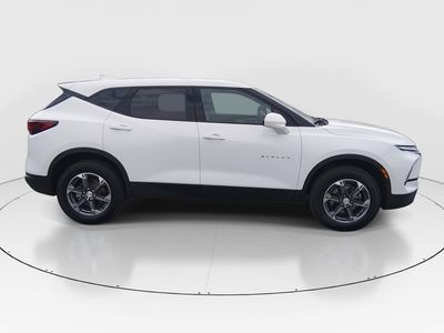 2025 Chevrolet Blazer - Photo 8
