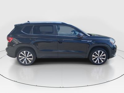 2024 Volkswagen Taos - Photo 8