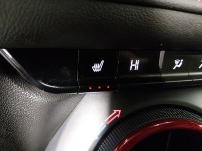 2025 Chevrolet Blazer - Photo 18