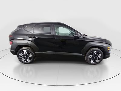 2025 Hyundai Kona - Photo 8