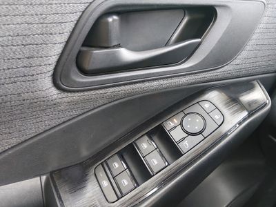 2023 Nissan Rogue - Photo 17