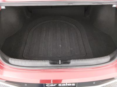 2024 Hyundai Elantra — photo 11 view